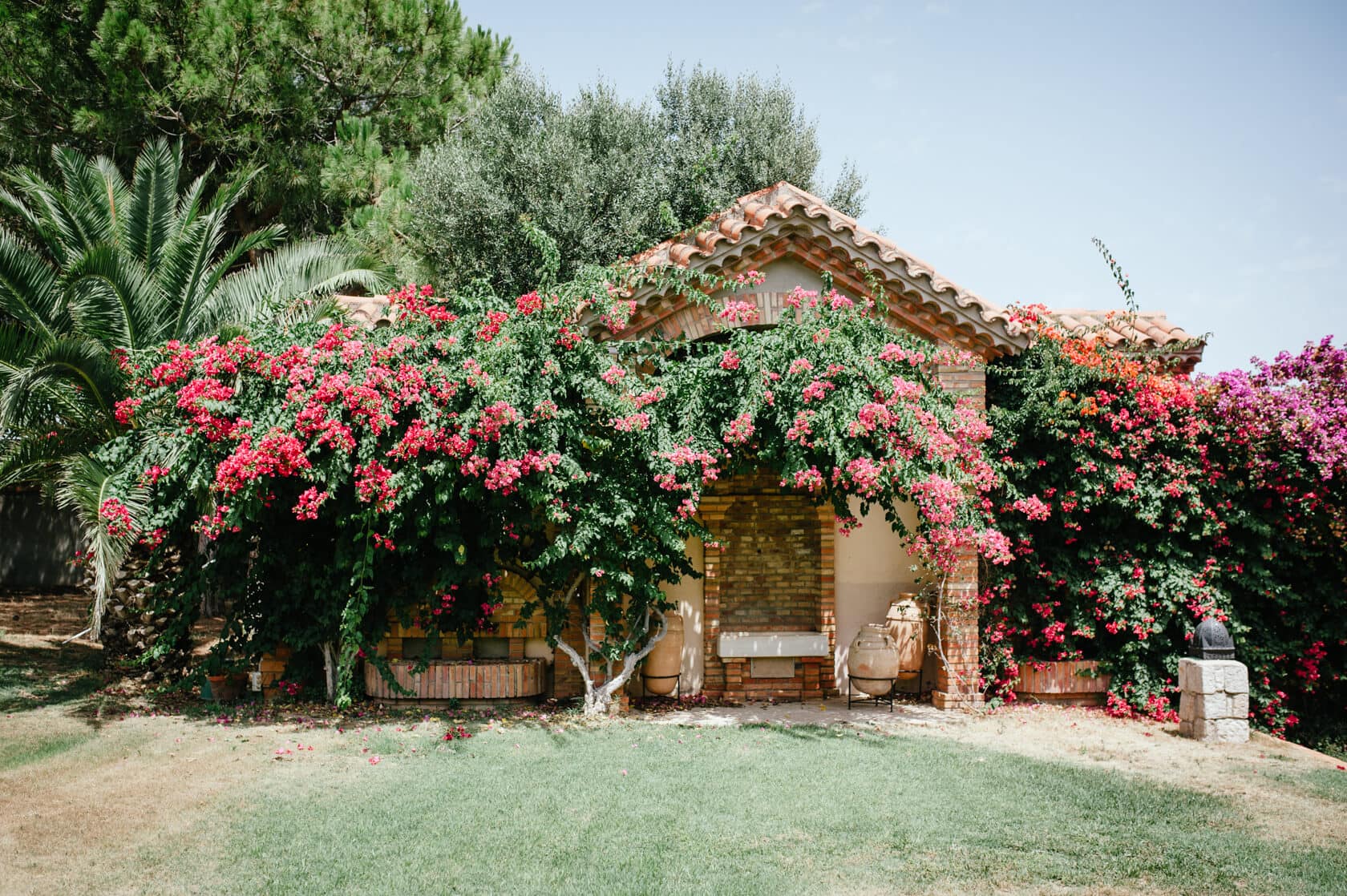Wedding villa in Sitges with vibrant bougainvillea and lush garden - Barcelona Wedding Photographer
