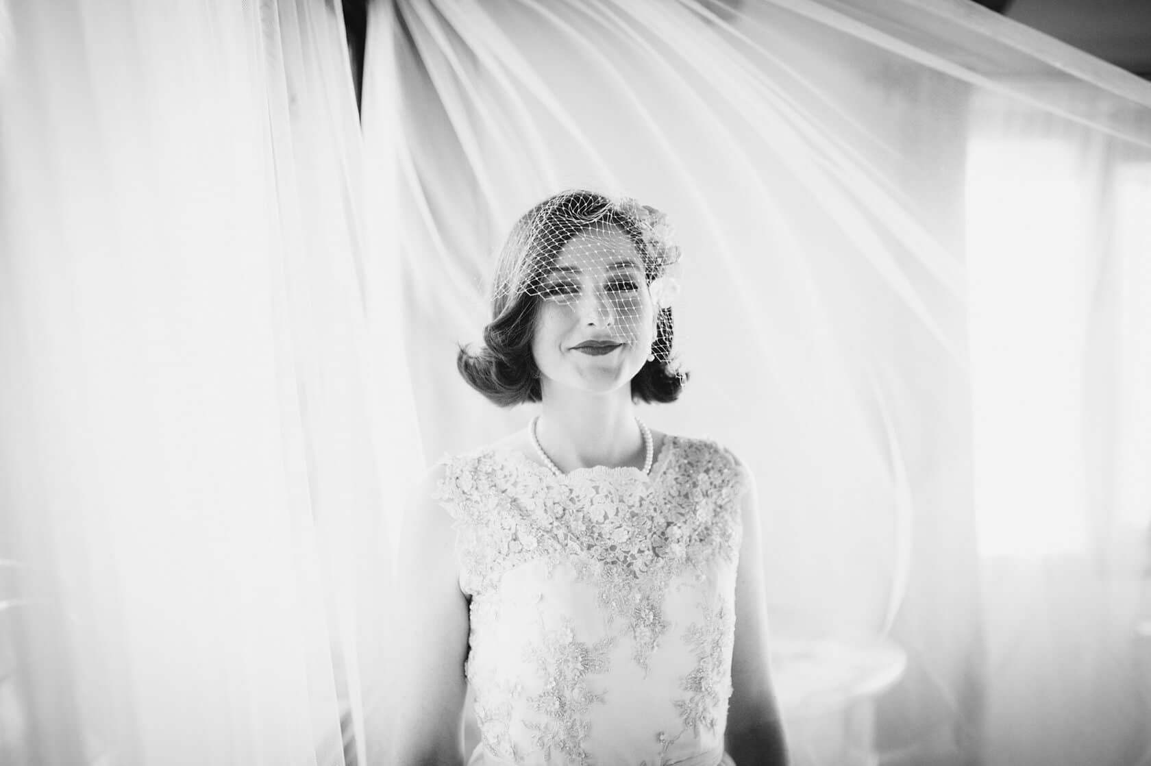 Bride in vintage style wedding dress and veil - Barcelona Wedding Photographer