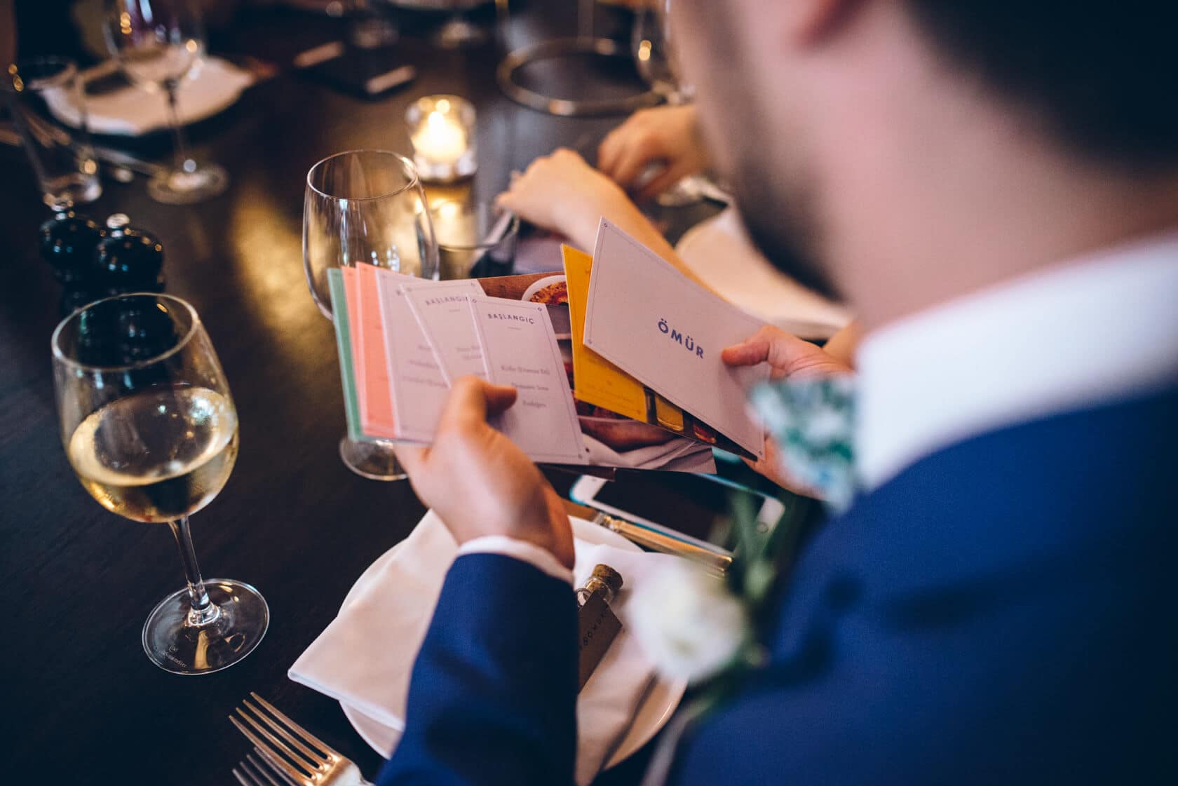 Wedding menu at Parc del Laberint d'Horta with wine and candles - Barcelona Wedding Photographer